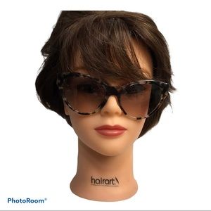 Prada sunglasses 😎